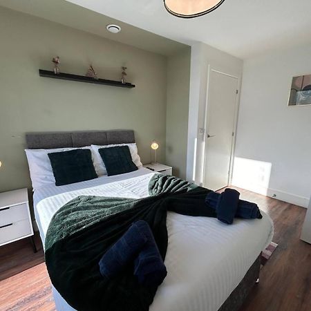 Gem-Living Modern Comfort In Kelham Island เชฟฟิลด์ ภายนอก รูปภาพ
