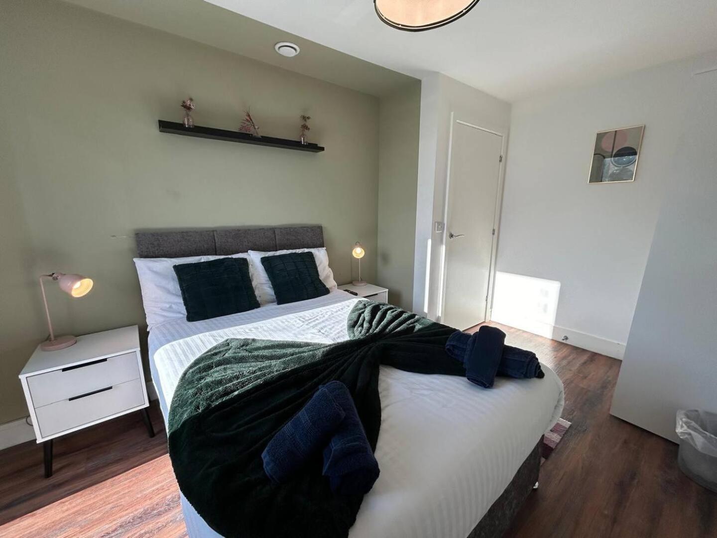Gem-Living Modern Comfort In Kelham Island เชฟฟิลด์ ภายนอก รูปภาพ